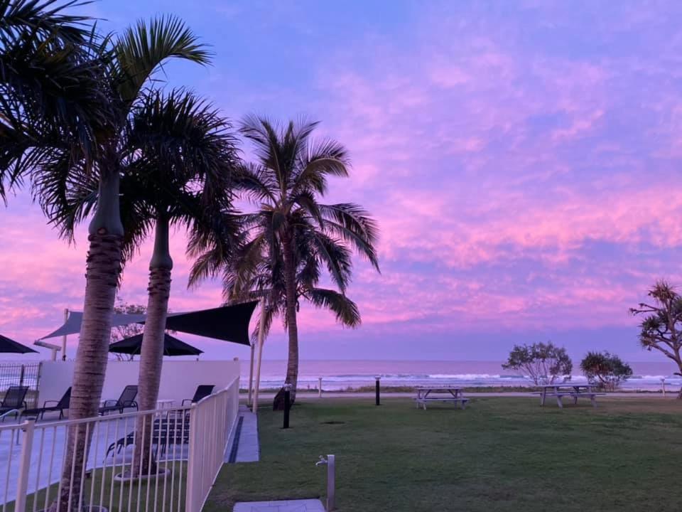 San Simeon Beachfront apartamentos Gold Coast Exterior foto