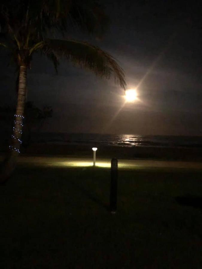 San Simeon Beachfront apartamentos Gold Coast Exterior foto
